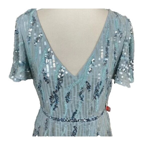 MAC DUGGAL 93591 SEQUINED V-NECK FLUTTER SLEEVE TEA LENGTH POWDER BULE GOWN 18 - Picture 4 of 9